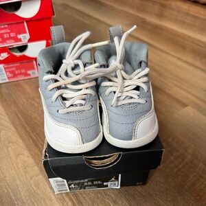 Jordan 12 kids